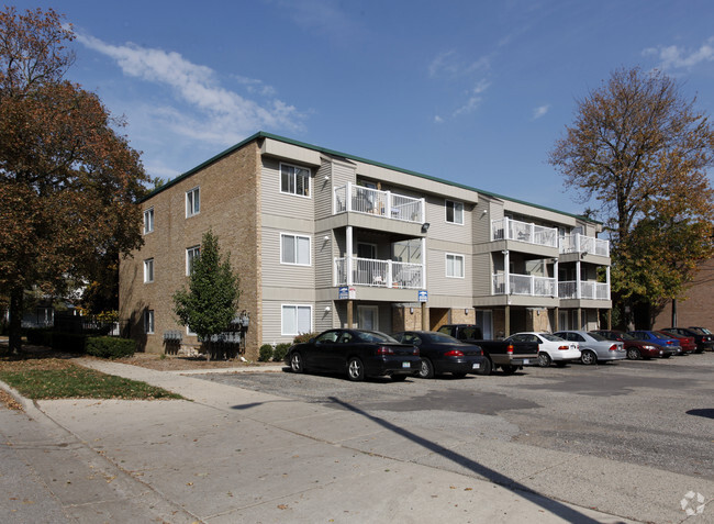517 Washtenaw Rd. Apt 201